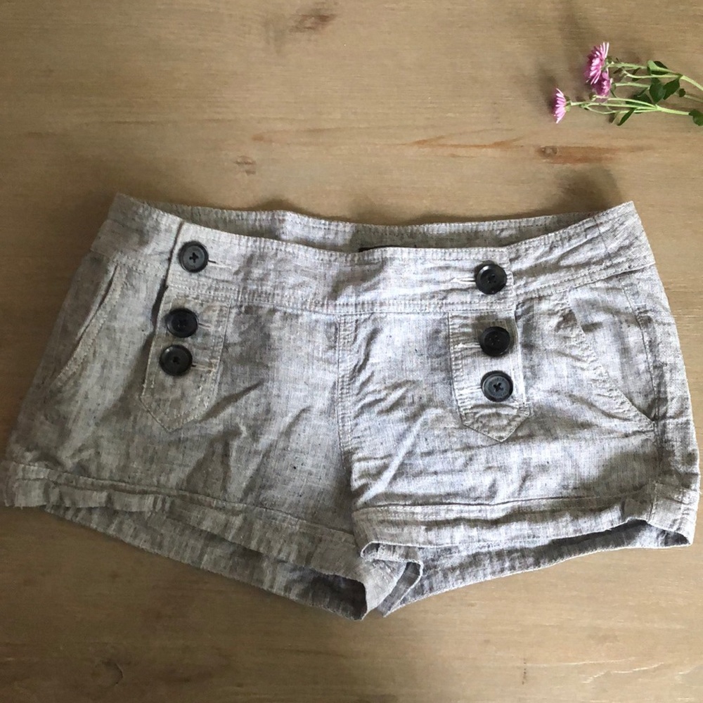 Linen Shorts - Picture 4 of 6